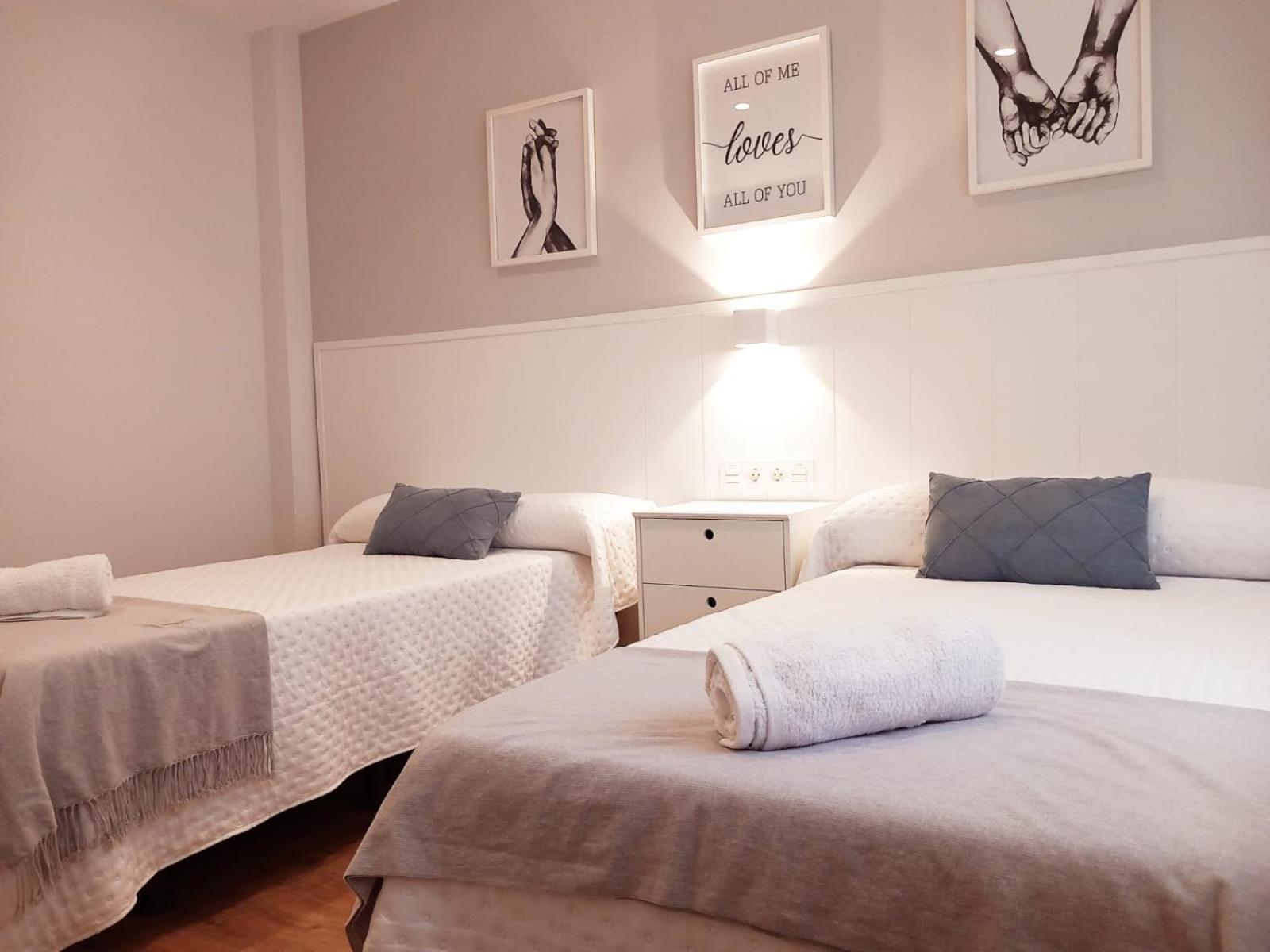 Apartamento Turistico Palacio De Los Deportes กรานาดา ภายนอก รูปภาพ